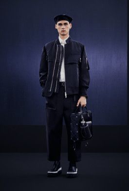 SICKY — Dior × sacai